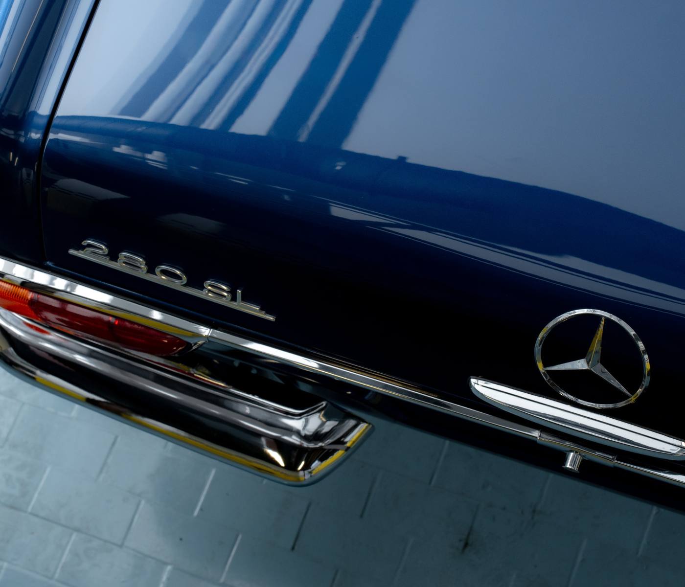 mercedes Pagoda