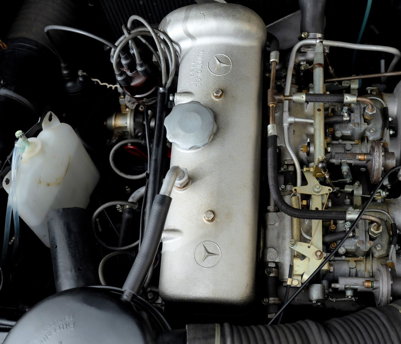 motore Mercedes 190SL